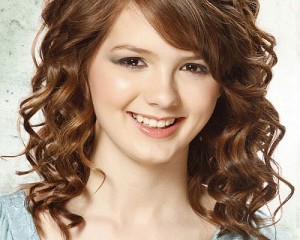 Latest curly hair styles for girls in winter