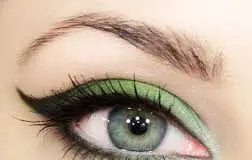 Simple eye makeup
